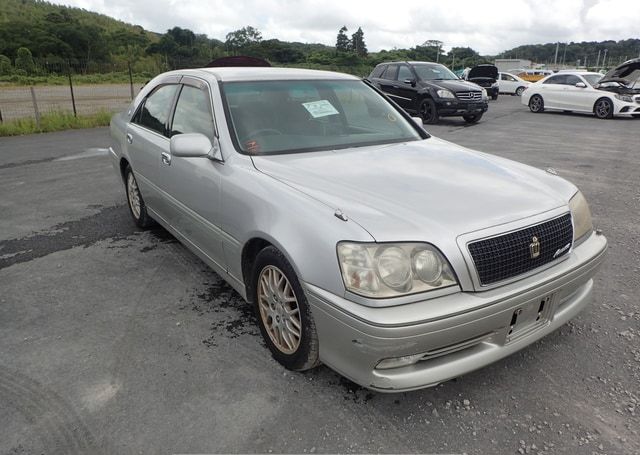 2000 TOYOTA CROWN ATHLETE V 135,254 km
