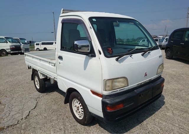 1998 MITSUBISHI MINICAB TRUCK 78,195 km