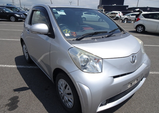 2009 Toyota IQ 130G Plus 99,874km
