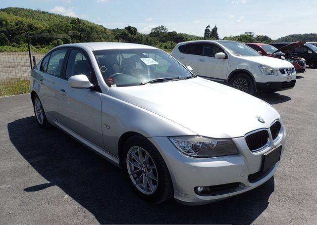 2010 BMW 3 SERIES 320I STYLE ESSENCE 41,548 km