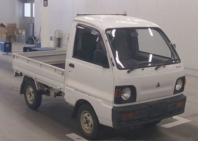 1992 MITSUBISHI MINICAB TRUCK 84,191 km