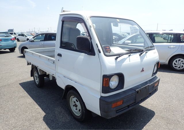 1992 MITSUBISHI MINICAB TRUCK 84,191 km