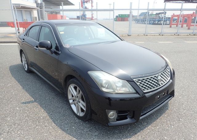 2010 TOYOTA CROWN ATHLETE 137,135 km