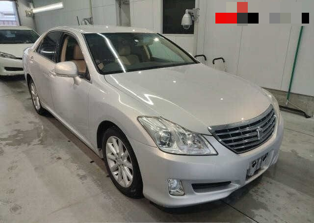 2008 TOYOTA CROWN ROYAL SALOON 154,351 km