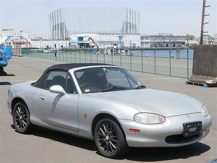 1998 Mazda Roadster 1.6L 129,650 km