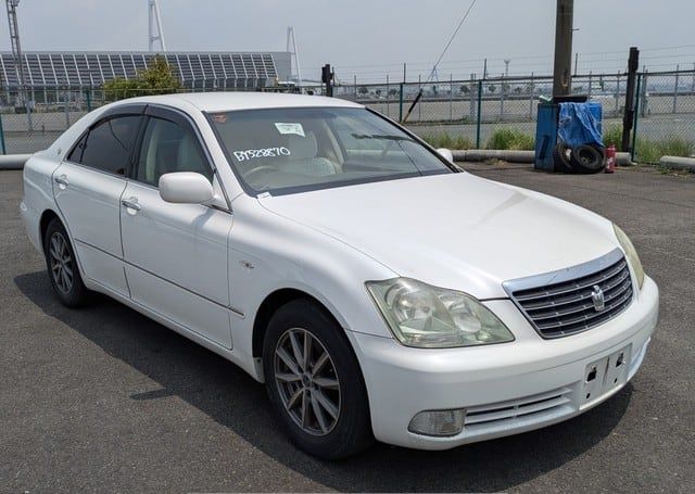 2004 TOYOTA CROWN ROYAL SALOON 92,210 km
