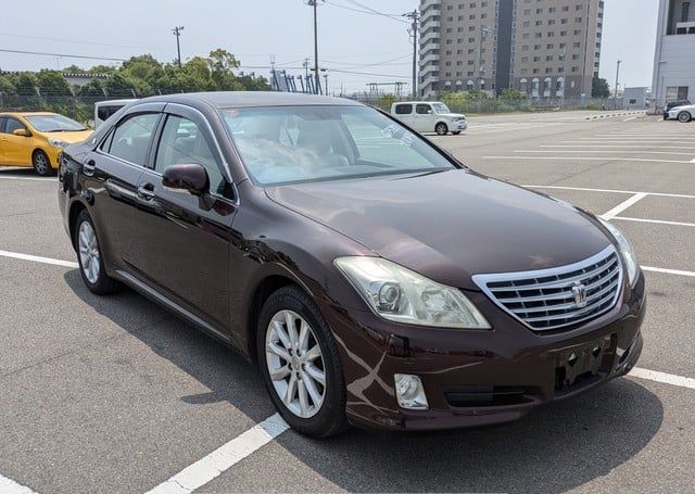 2009 TOYOTA CROWN ROYAL SALOON 107,820 km