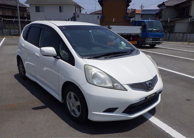 2010 HONDA FIT RS 117,993 km