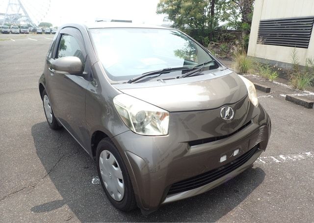 2010 TOYOTA IQ 130G 61,153 km