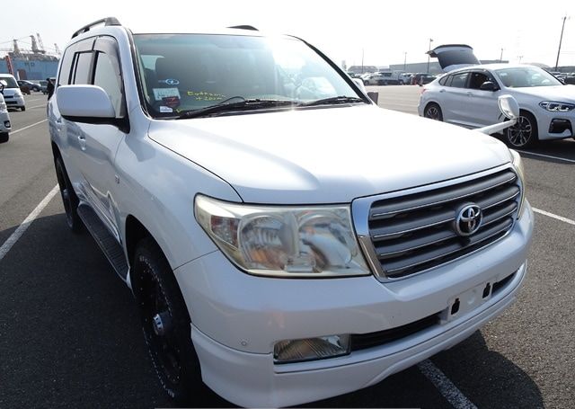 2008 TOYOTA LAND CRUISER AX 85,996 km