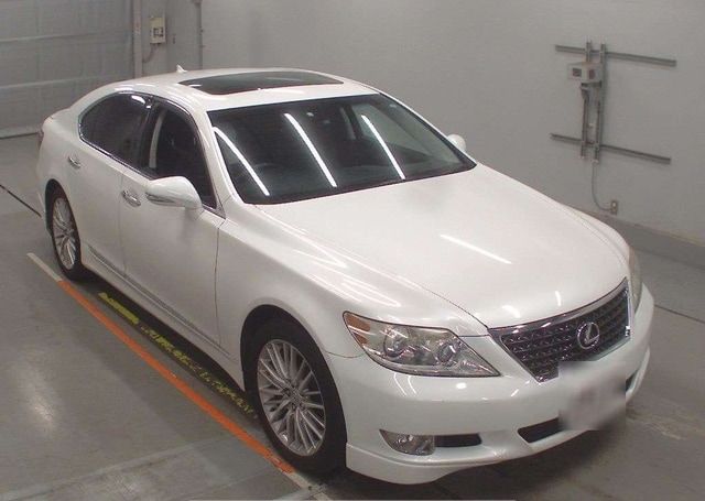 2010 LEXUS LS LS460 VERSION SZ I PACKAGE 106,683 km