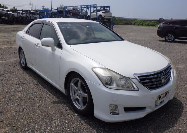 2008 TOYOTA CROWN ROYAL SALOON 129,747 km