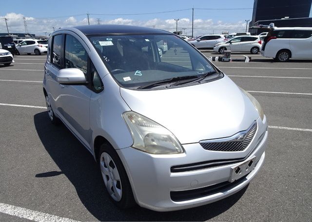 2006 TOYOTA RACTIS G L PANORAMA PACKAGE 54,160 km