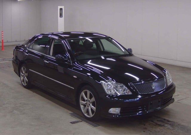 2004 TOYOTA CROWN ATHLETE 140,968 km