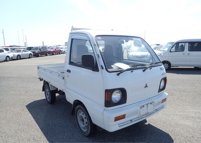 1993 MITSUBISHI MINICAB TRUCK 43,198 km