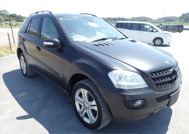 2006 MERCEDES-BENZ M-CLASS ML350 4 MATIC 121,353 km