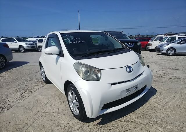 2009 TOYOTA IQ 100G LEATHER PACKAGE 98,006 km