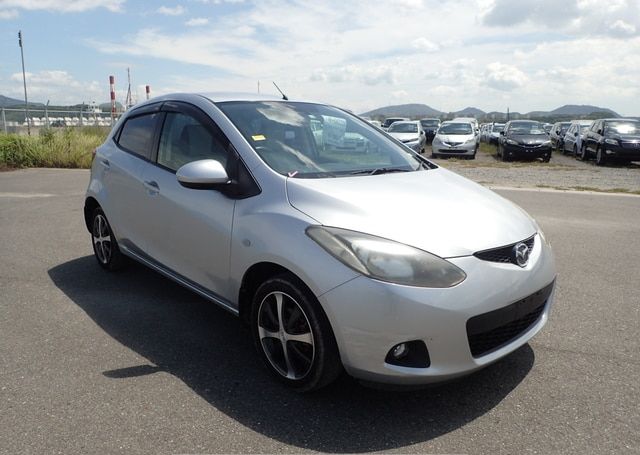 2010 MAZDA DEMIO 13C 51,160 km