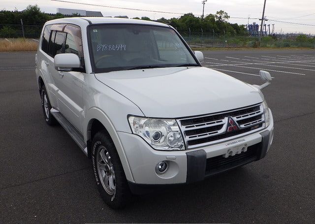 2009 MITSUBISHI PAJERO LONG EXCEED 145,934 km