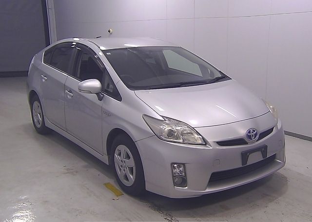 2010 TOYOTA PRIUS HYBRID S 122,457 km