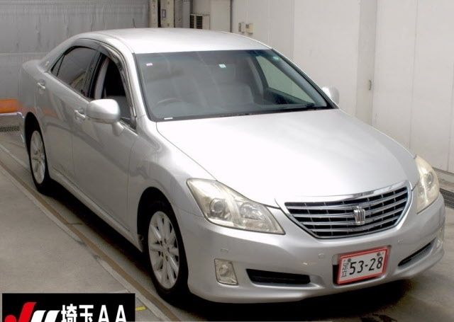 2009 TOYOTA CROWN ROYAL SALOON 121,581 km