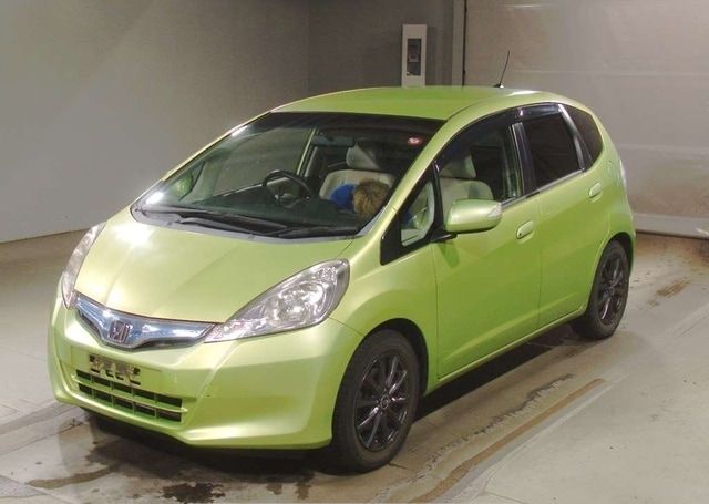2010 HONDA FIT HYBRID SMART SELECTION 107,583 km