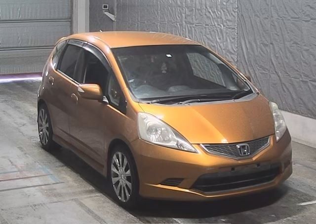 2010 HONDA FIT RS 130,750 km