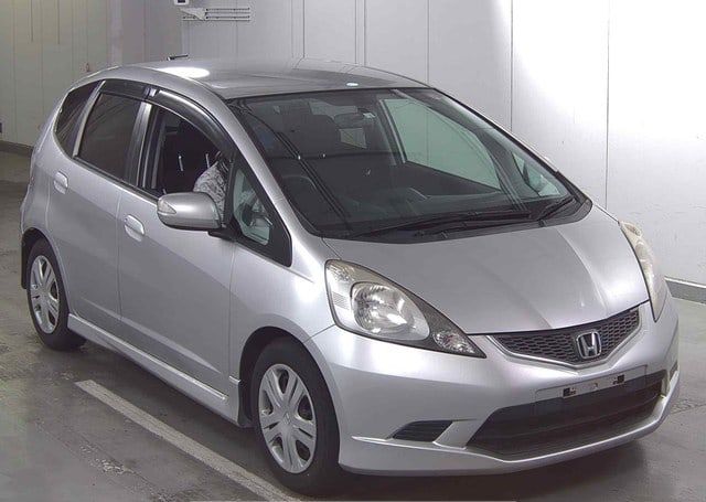2008 HONDA FIT RS 132,902 km