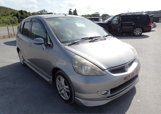 2003 HONDA FIT 1.5T 96,640 km