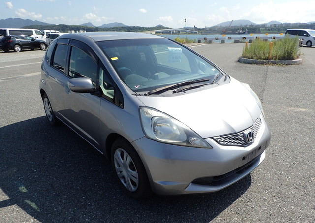 2010 HONDA FIT X 113,089 km