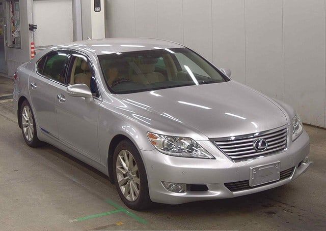 2010 LEXUS LS LS460 VERSION C 29,751 km