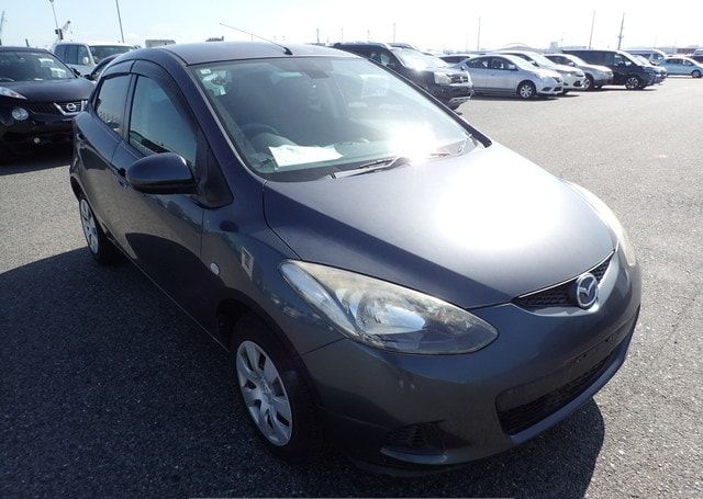 2010 MAZDA DEMIO 13C 96,983 km