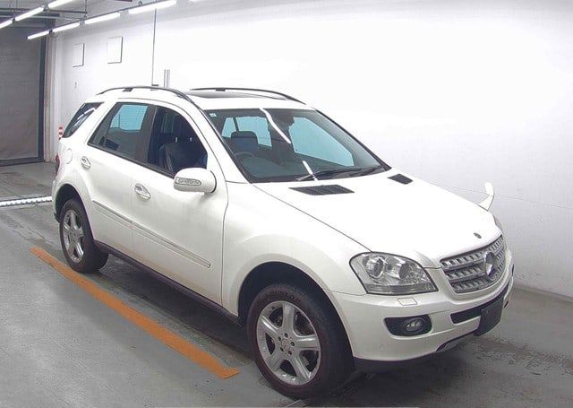 2005 MERCEDES-BENZ M-CLASS ML350 SPORTS PACKAGE 123,869 km