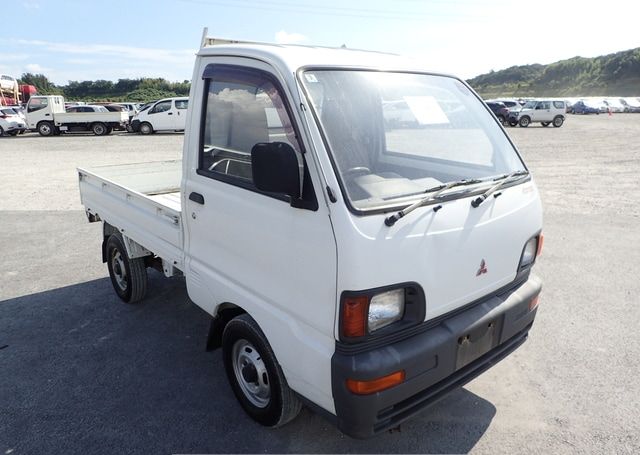 1995 MITSUBISHI MINICAB TRUCK TD 50,250 km