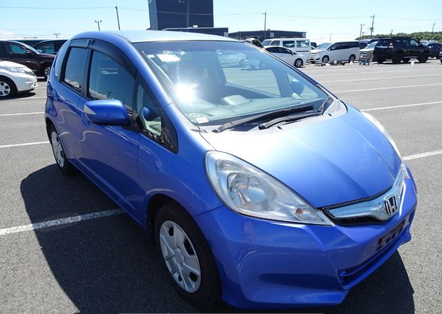 2010 HONDA FIT HYBRID SMART SELECTION 100,918 km