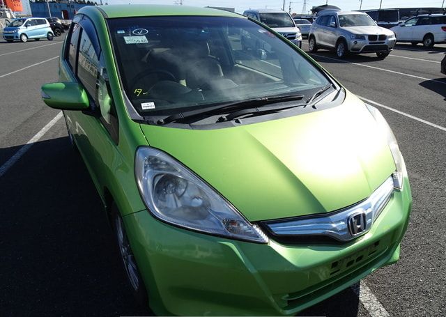2010 HONDA FIT HYBRID SMART SELECTION 163,918 km