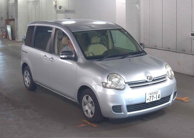 2006 TOYOTA SIENTA 87,741 km