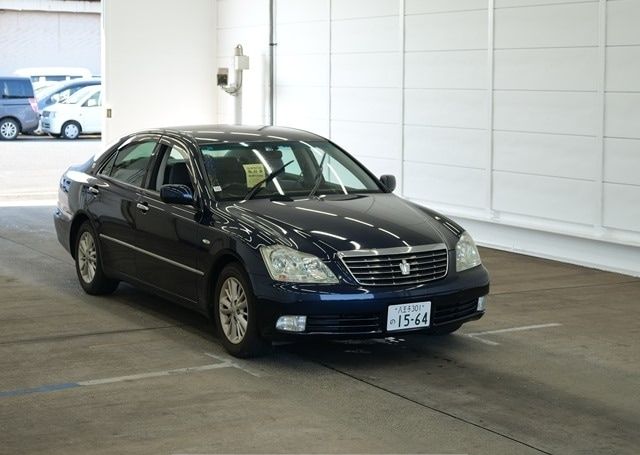 2005 TOYOTA CROWN ROYAL SALOON 91,345 km