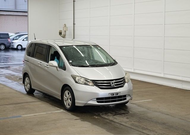 2010 HONDA FREED G HIGHWAY EDITION 63,326 km