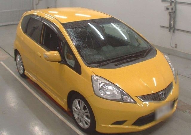 2010 HONDA FIT RS 102,416 km