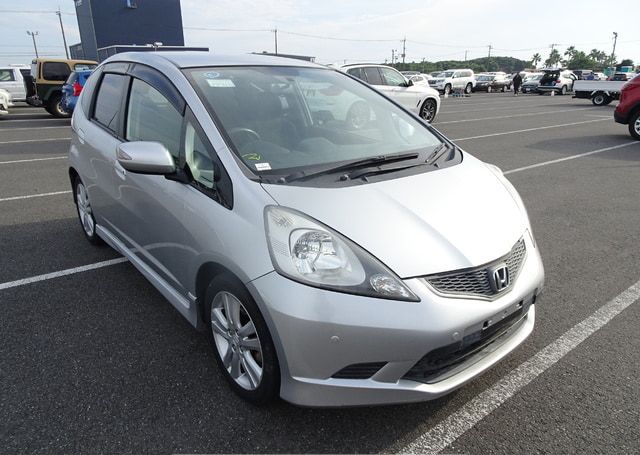 2008 HONDA FIT RS 60,734 km