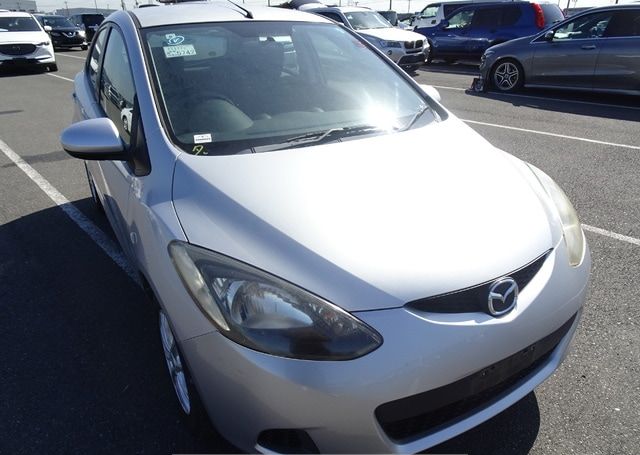 2009 MAZDA DEMIO 13C-V 73,632 km