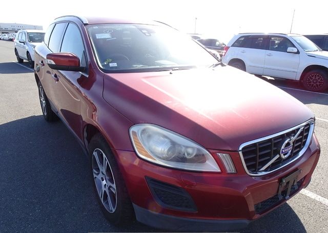 2010 VOLVO XC60 T6 SE 121,690 km