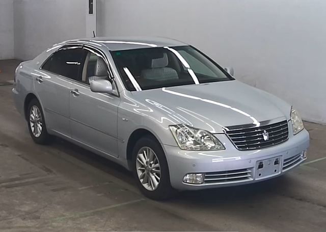 2004 TOYOTA CROWN ROYAL SALOON I FOUR 2004 65,532 km