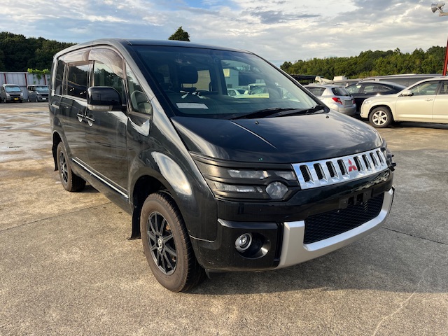 2010 Mitsubishi Delica D:5 G Power Package 186,680km