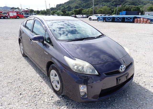 2010 TOYOTA PRIUS HYBRID S LED EDITION 135,303 km
