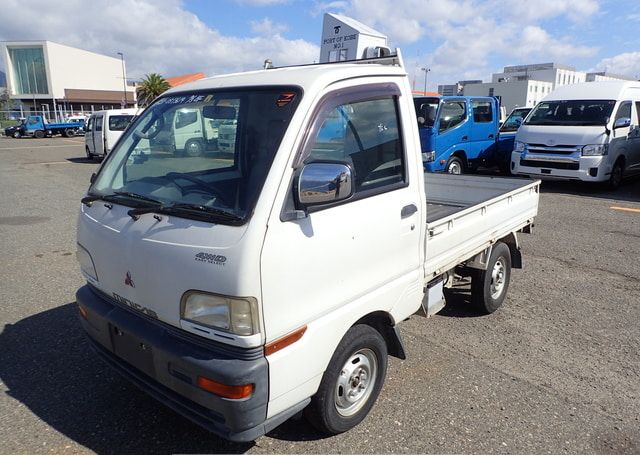 1998 MITSUBISHI MINICAB TRUCK 77,210 km