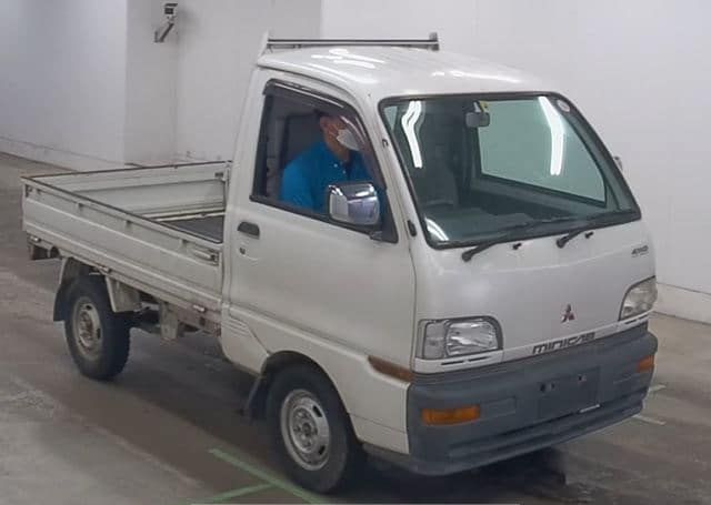 1998 MITSUBISHI MINICAB TRUCK 77,210 km