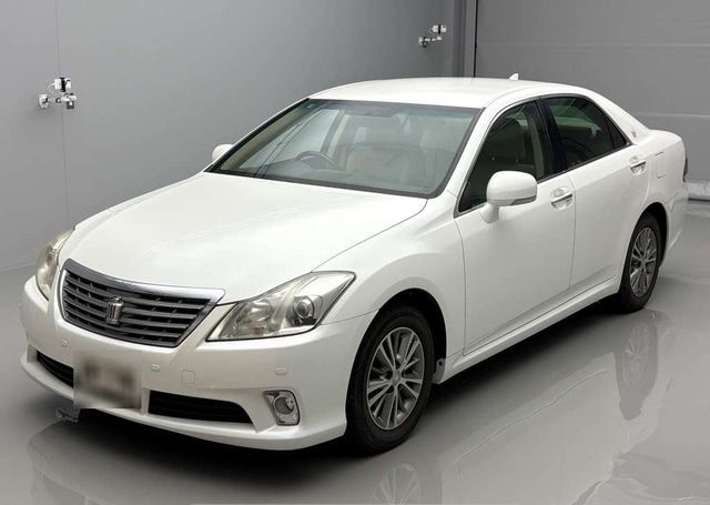 2010 TOYOTA CROWN ROYAL SALOON 96,583 km