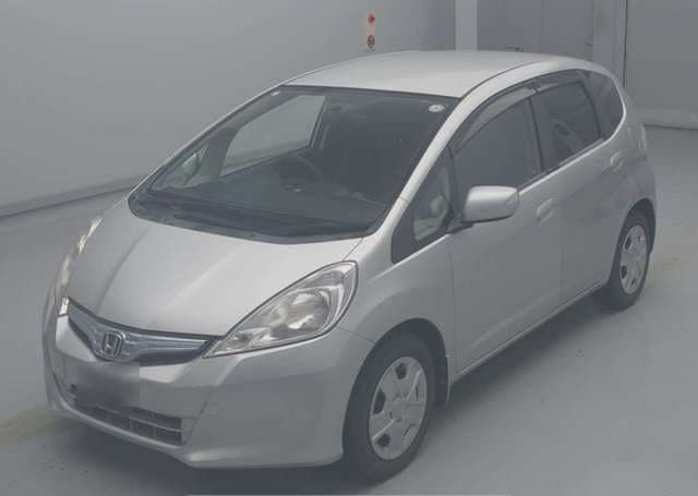 2010 HONDA FIT HYBRID 138,392 km
